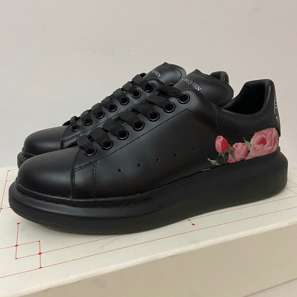 Alexander McQueen Other - Alexander McQueen Classic Oversized Chunky Sole Sneakers